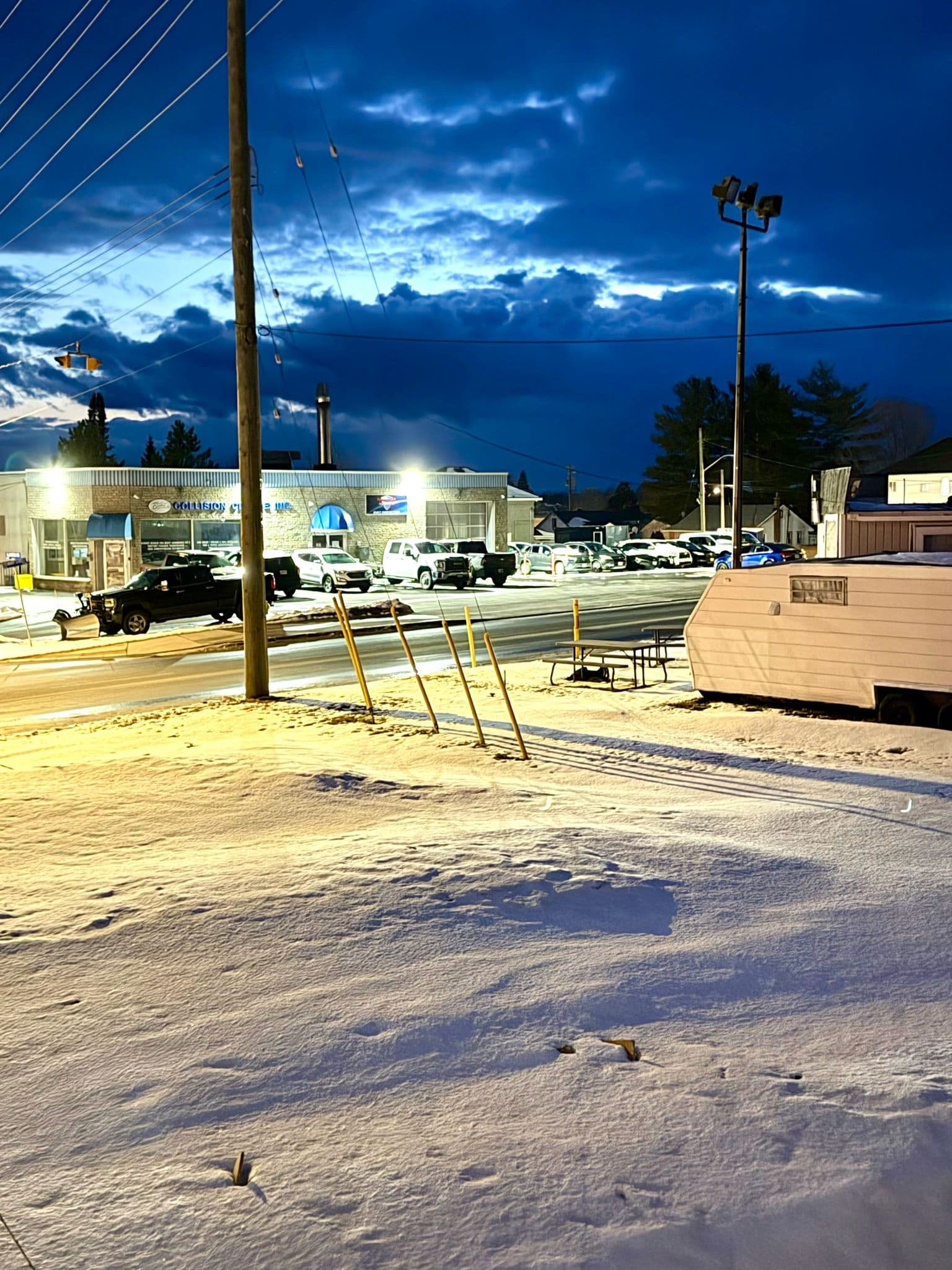 Rocky Mountain Lodge & Suites